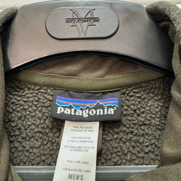 Patagonia Men's Brown Vest - Picture 5 of 7